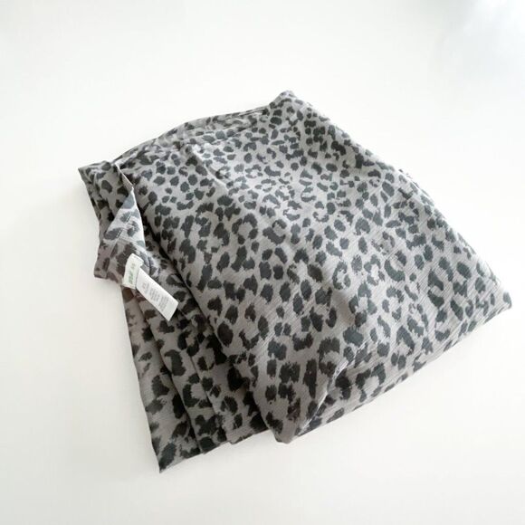 Aerie Chiffon Leopard Cape // One Size fits most // New without tags // leopard - Picture 6 of 6